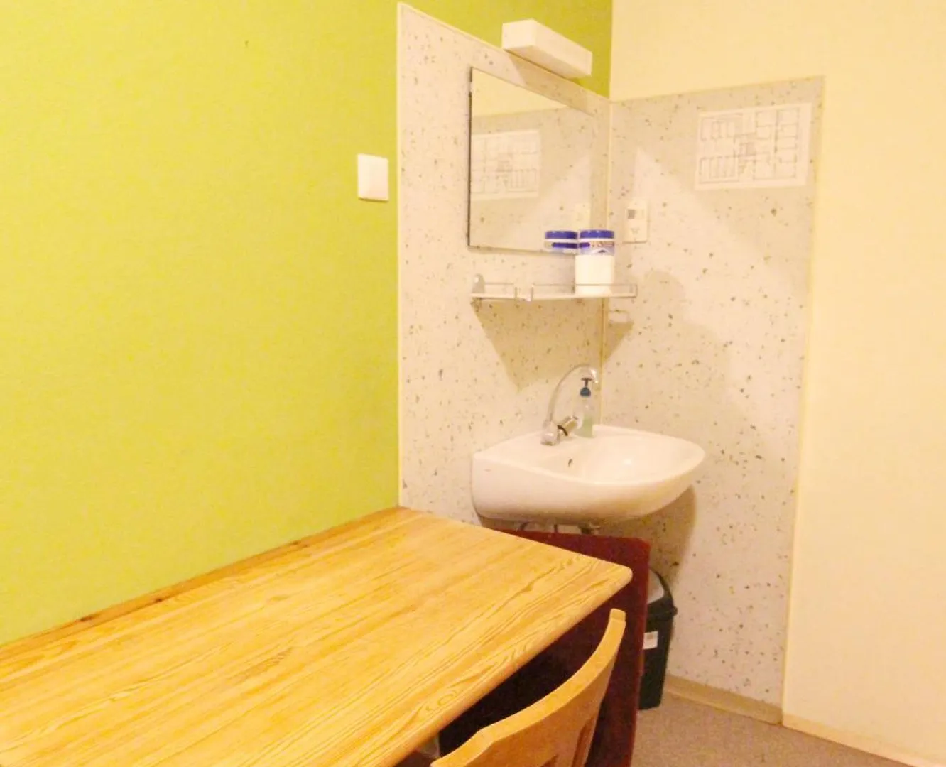 Δωμάτια σε οικογενειακή κατοικία Single Room In Hutteldorfer Strasse Area Βιέννη Αυστρία