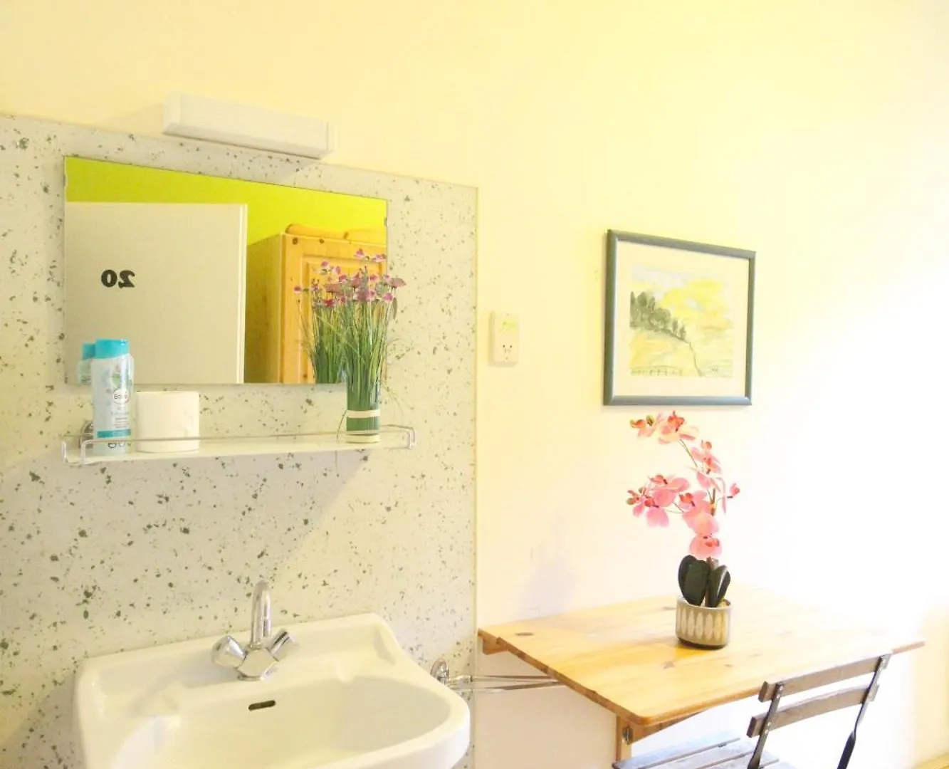 Rum i privatbostad Single Room In Hutteldorfer Strasse Area Wien