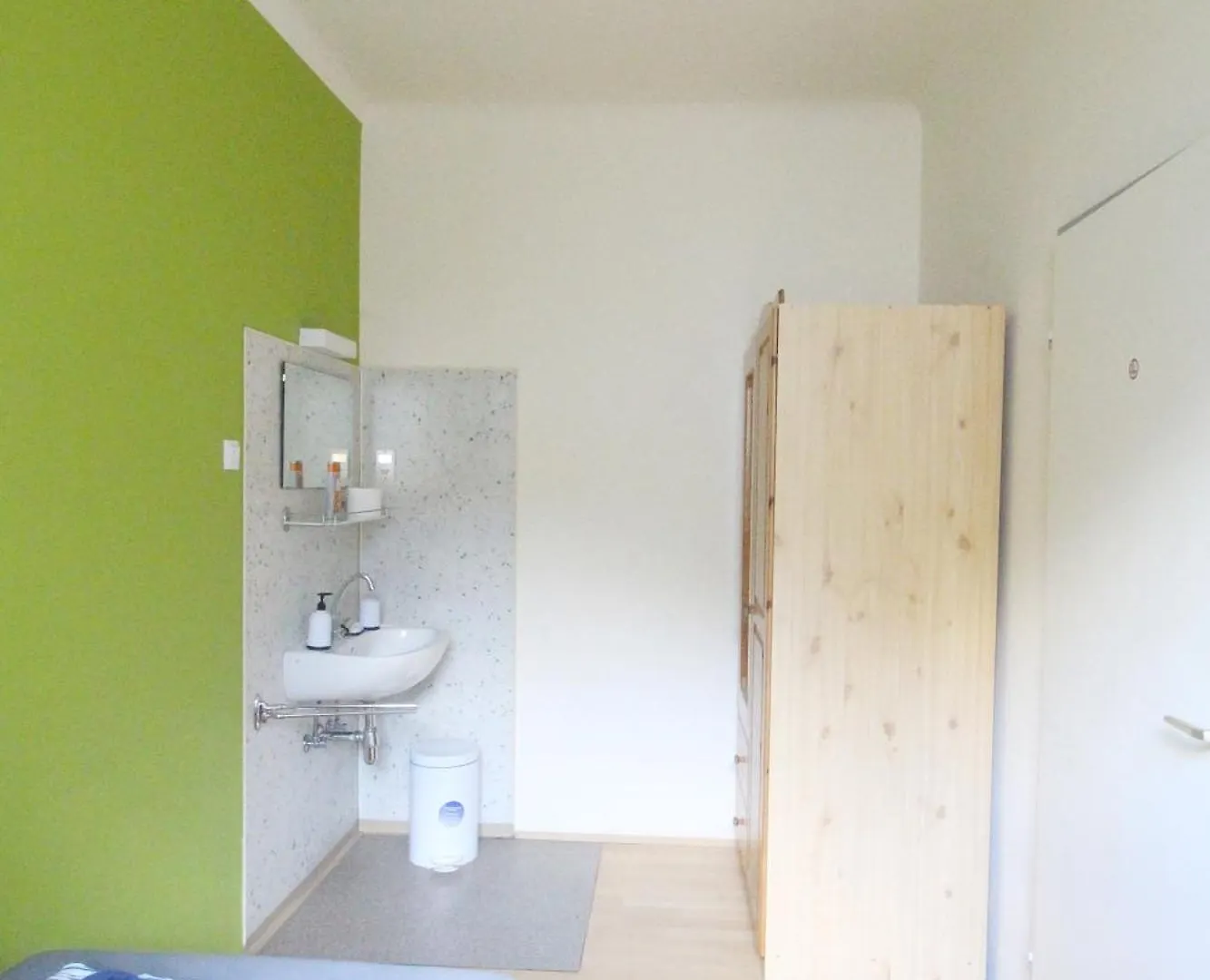 Rum i privatbostad Single Room In Hutteldorfer Strasse Area Wien