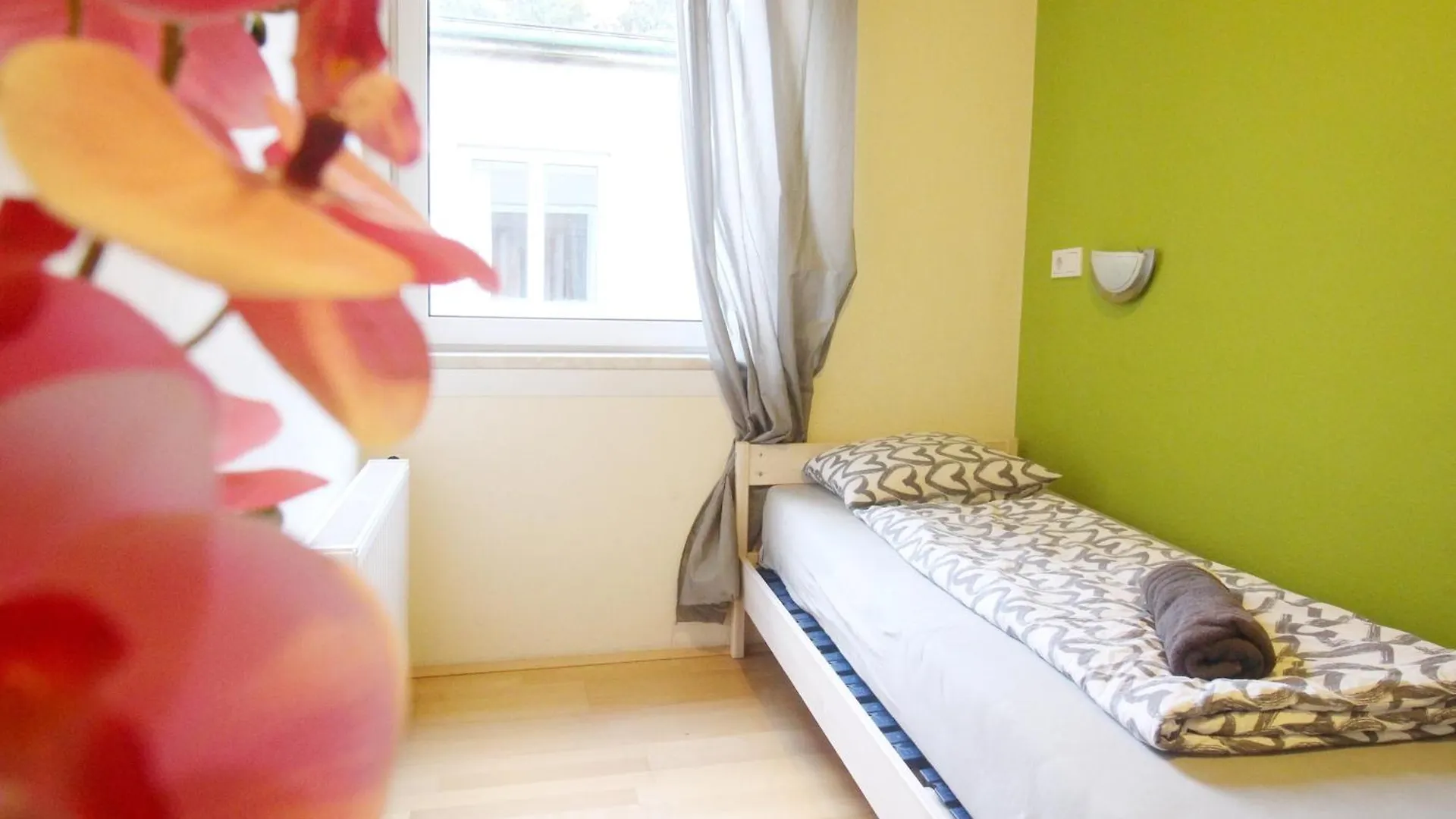 Single Room In Hutteldorfer Strasse Area Wien 0*,  Österrike